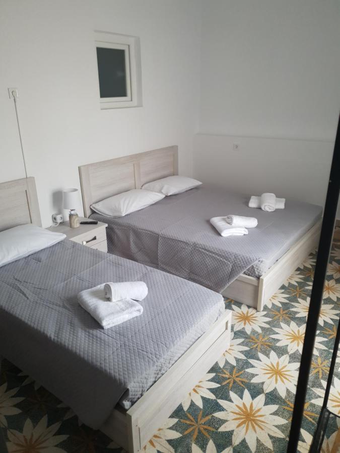 Callisto Room 4 Ermoupoli Exterior photo